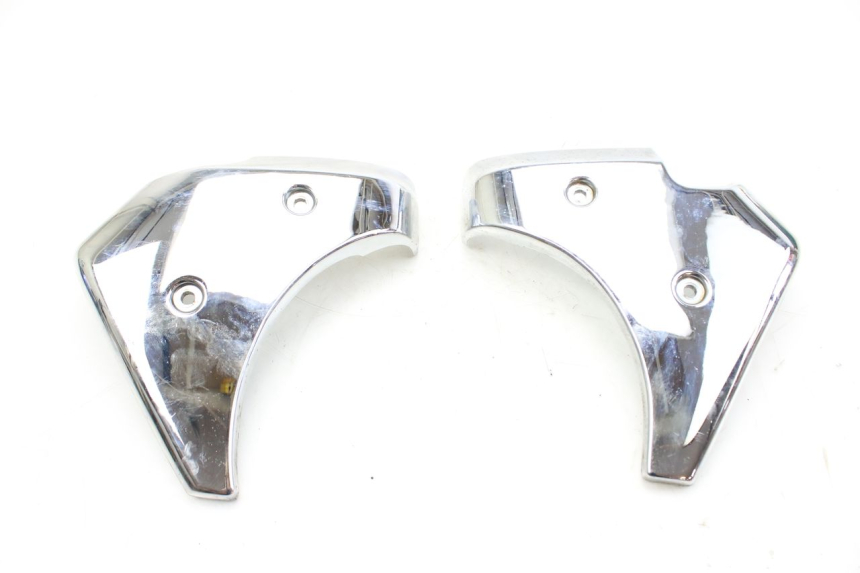 photo de UPPER FRONT FAIRING JUNCTION SYM HUSKY 125 (1999 - 2005)