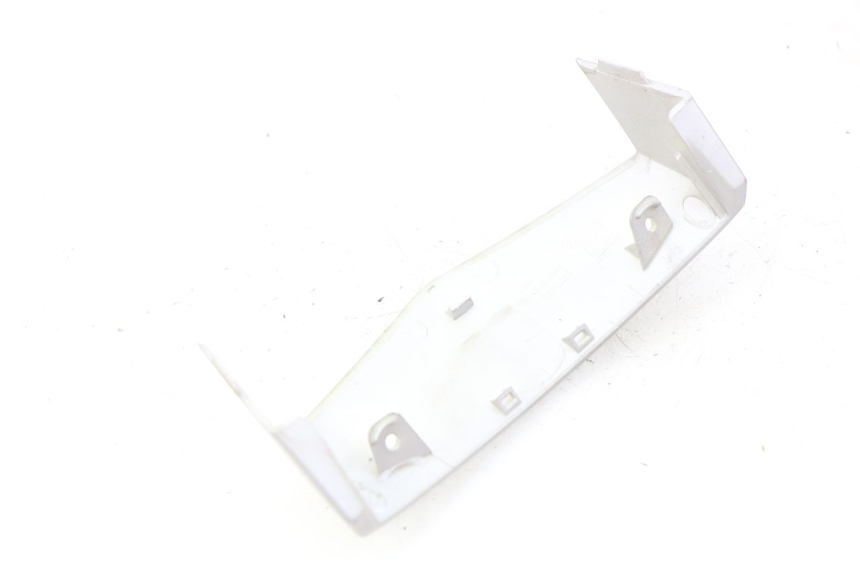 photo de UPPER FRONT FAIRING JUNCTION PEUGEOT VIVACITY NEW 4T 50 (2008 - 2017)