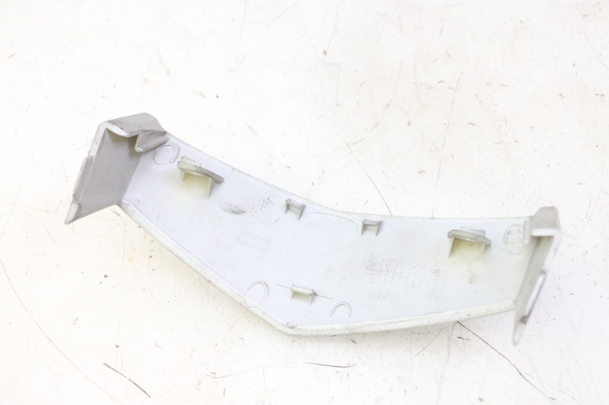 photo de UPPER FRONT FAIRING JUNCTION PEUGEOT VIVACITY NEW 4T 50 (2008 - 2017)