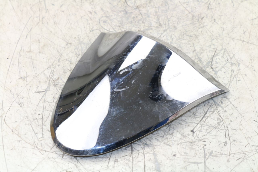 photo de FRONT MIDDLE PANEL  YIYING RETRO 125 (2008 - 2018)