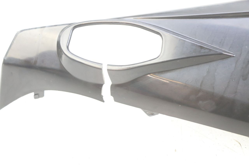 photo de FRONT FAIRING JUNCTION YAMAHA XP T-MAX TMAX ABS 500 (2004 - 2007)