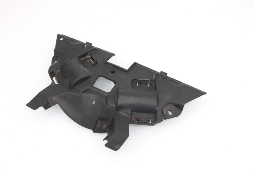 photo de FRONT MIDDLE PANEL YAMAHA YZF R THUNDERCAT 600 (1999 - 2003)
