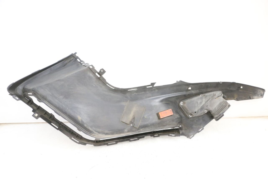 photo de RIGHT MIDDLE FLOOR PANEL SUZUKI BURGMAN 650 (2013 - 2020)