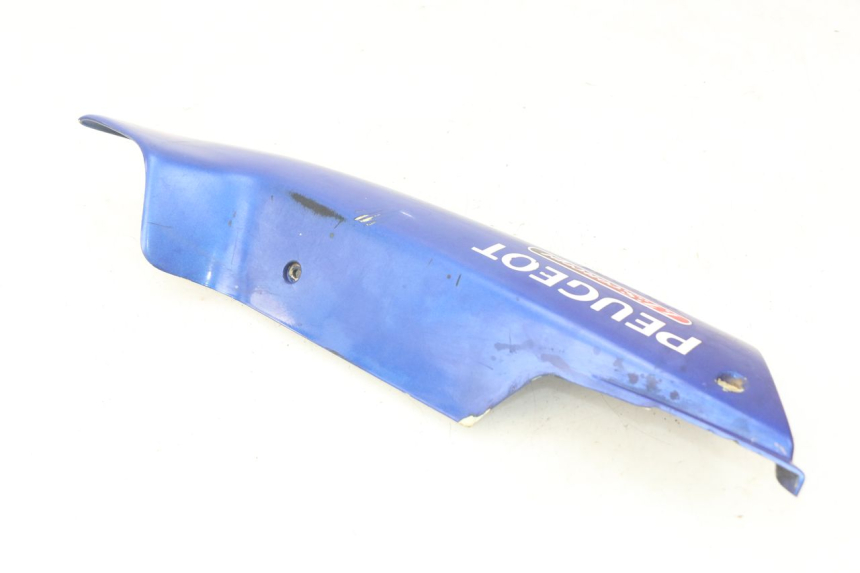 photo de RIGHT FOOTREST BRACKET PEUGEOT FOX 50 (1995 - 2003)