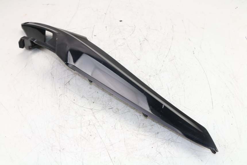 photo de RIGHT MIDDLE FLOOR PANEL SYM GTS EFI 125 (2012 - 2016)