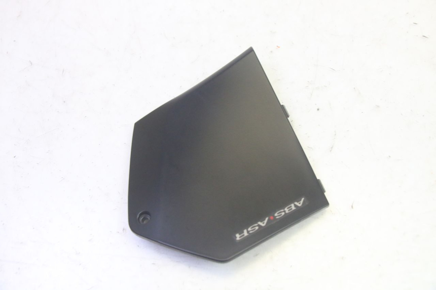 photo de RIGHT MIDDLE FLOOR PANEL PIAGGIO MP3 HPE 350 (2018 - 2020) - Component detail