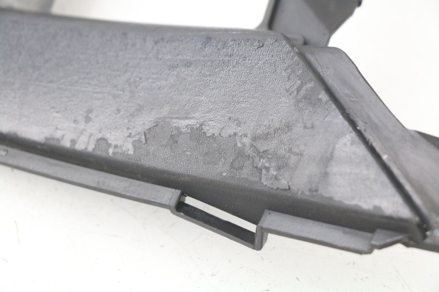 photo de RIGHT FOOTREST JOINT GILERA NEXUS 125 (2009 - 2013)