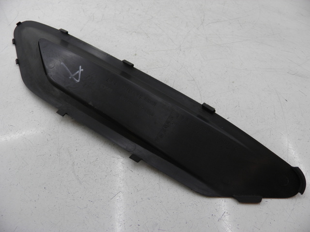 photo de RIGHT MIDDLE FLOOR PANEL SYM GTS 125 (2005 - 2008) - Component detail