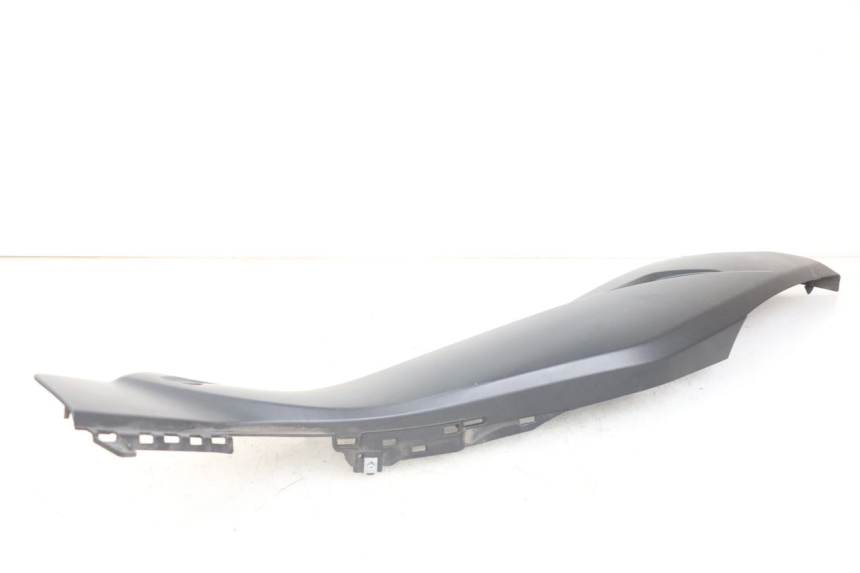 photo de RIGHT FOOTREST BRACKET YAMAHA XMAX X-MAX ABS 125 (2017 - 2020) - Product overview