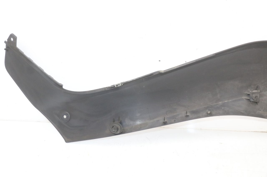 photo de RIGHT FOOTREST BRACKET YAMAHA XMAX X-MAX ABS 125 (2017 - 2020)