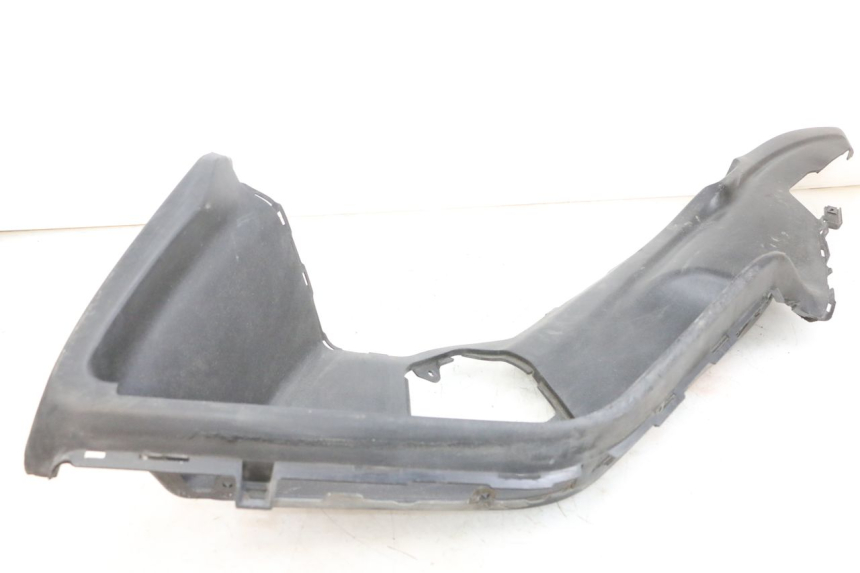 photo de LEFT MIDDLE FLOOR PANEL SUZUKI BURGMAN 650 (2013 - 2020)