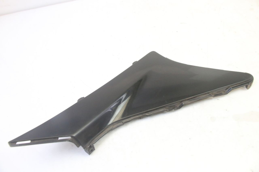 photo de LEFT FOOTREST JOINT HONDA FES S-WING SWING ABS 125 (2007 - 2015)