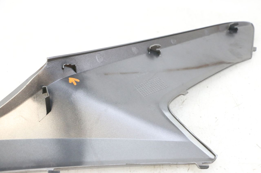 photo de LEFT MIDDLE FLOOR PANEL HONDA FORZA ABS 300 (2013 - 2019)