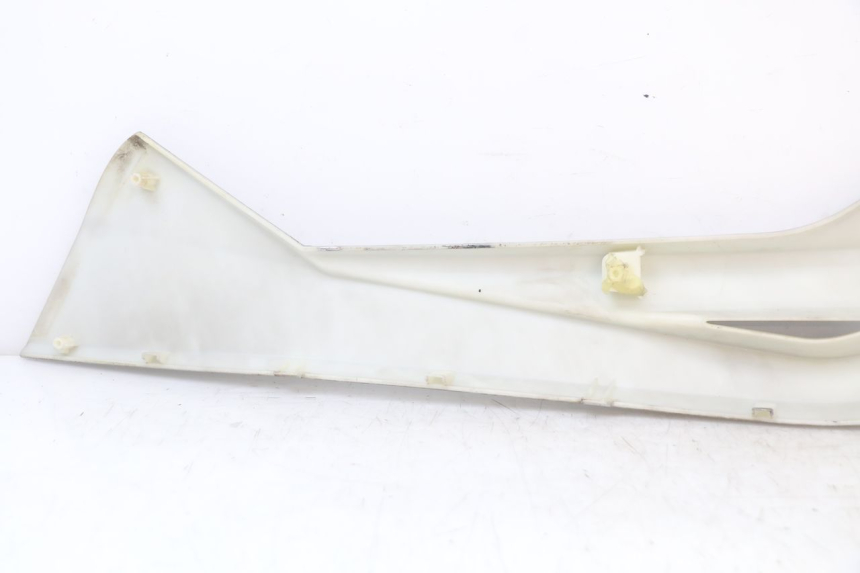 photo de LEFT MIDDLE FLOOR PANEL LONGJIA EASY MAX 125 (2020 - 2024)