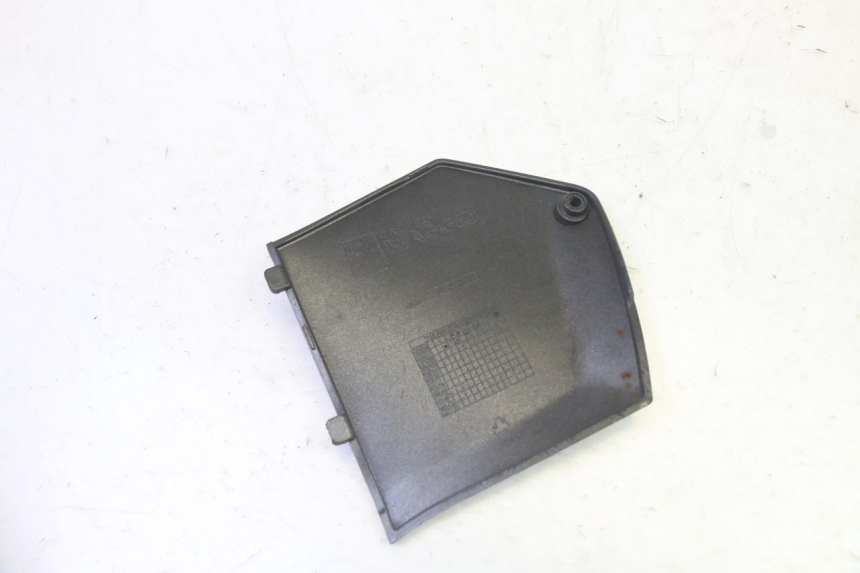photo de LEFT MIDDLE FLOOR PANEL PIAGGIO MP3 125 (2006 - 2014)