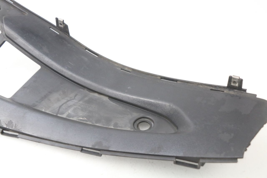 photo de LEFT FOOTREST BRACKET GILERA NEXUS 125 (2009 - 2013)