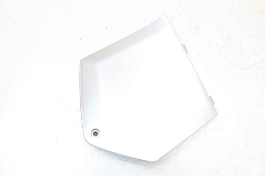 photo de LEFT MIDDLE FLOOR PANEL PIAGGIO MP3 LT 400 (2007 - 2012)