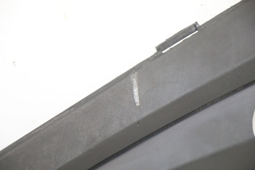 photo de LEFT MIDDLE FLOOR PANEL GILERA RUNNER SP 50 (2006 - 2008)