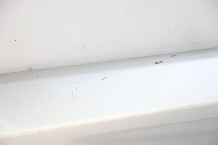 photo de LEFT MIDDLE FLOOR PANEL YAMAHA X-MAX XMAX 250 (2006 - 2009)