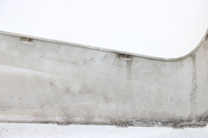 photo de LEFT MIDDLE FLOOR PANEL YAMAHA X-MAX XMAX 250 (2006 - 2009)