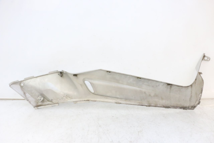 photo de LEFT MIDDLE FLOOR PANEL YAMAHA X-MAX XMAX 250 (2006 - 2009)