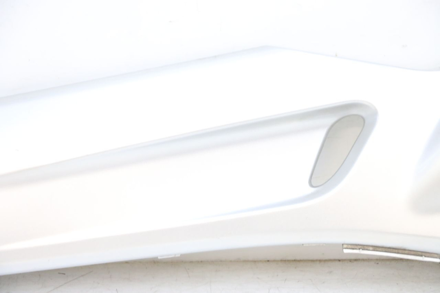 photo de LEFT FOOTREST BRACKET YAMAHA XMAX X-MAX 125 (2006 - 2009) - Used quality zoom