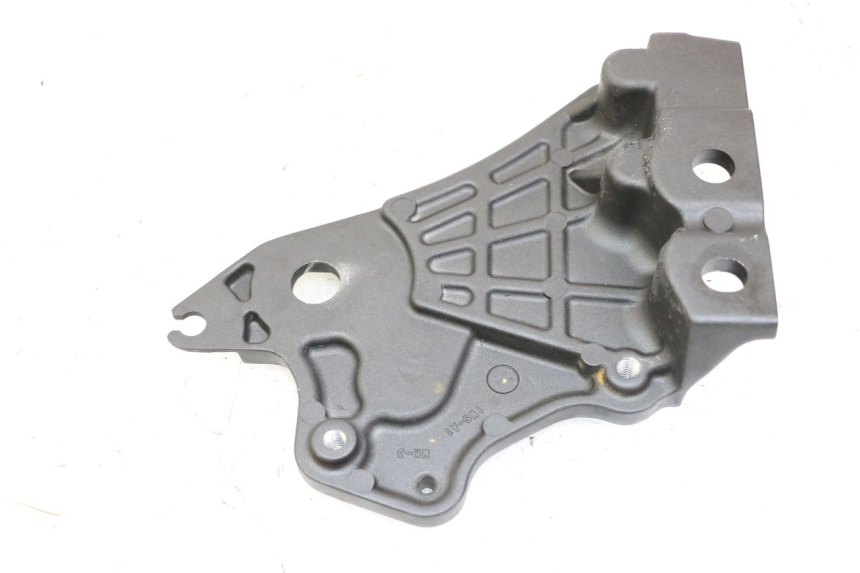 photo de LEFT MIDDLE FLOOR PANEL YAMAHA TRACER 7 700 (2020 - 2024)