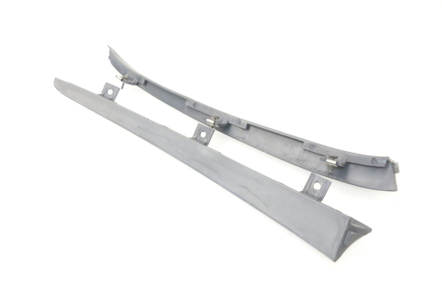 photo de MIDDLE FLOOR PANEL PIAGGIO HEXAGON LX4 125 (1998 - 2001)