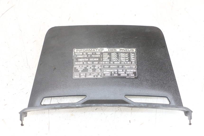 photo de MIDDLE FLOOR PANEL HONDA FJS SILVERWING SILVER WING 600 (2001 - 2010)