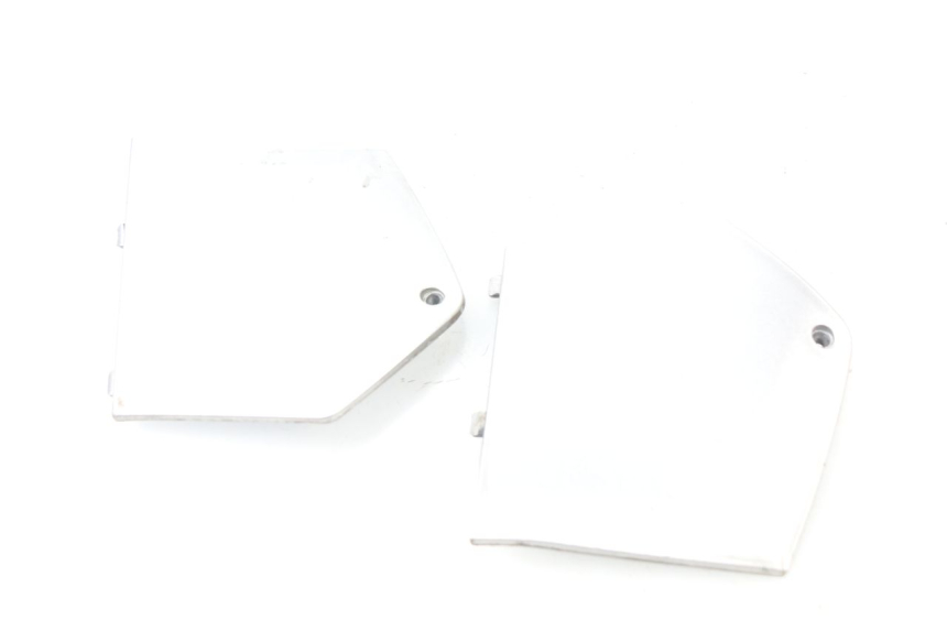 photo de MIDDLE FLOOR PANEL PIAGGIO MP3 125 (2006 - 2014)