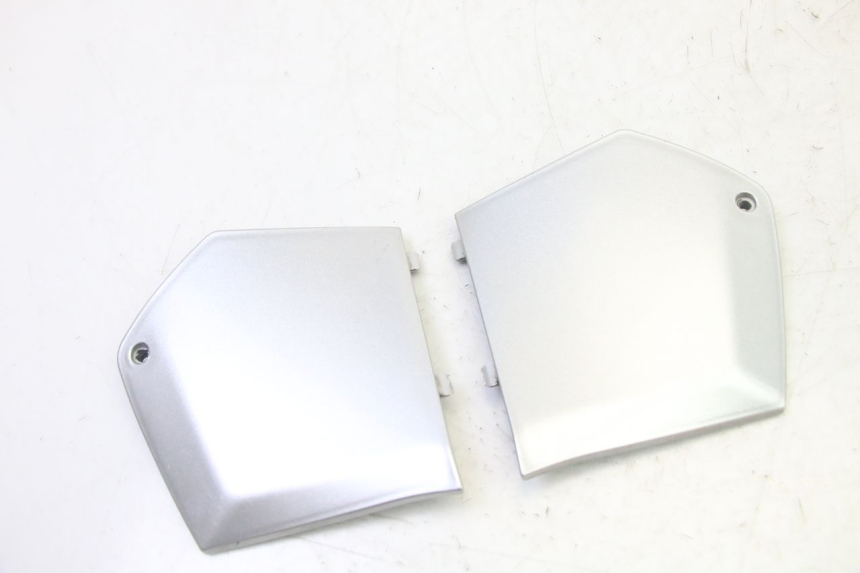 photo de FOOTREST JUNCTION PIAGGIO MP3 RL 250 (2007 - 2010)