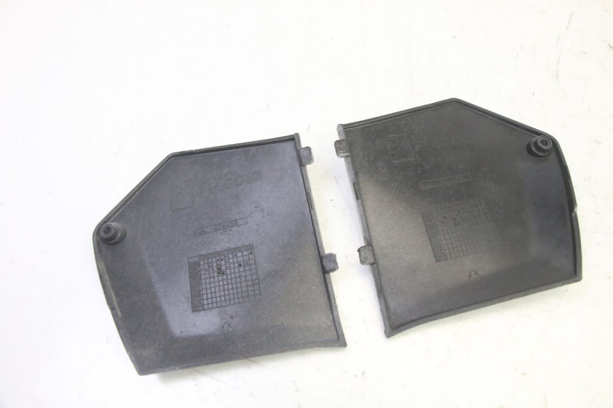 photo de FOOTREST JUNCTION PIAGGIO MP3 RL 250 (2007 - 2010)