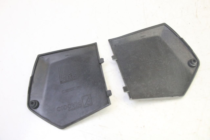 photo de FOOTREST JUNCTION PIAGGIO MP3 RL 250 (2007 - 2010)