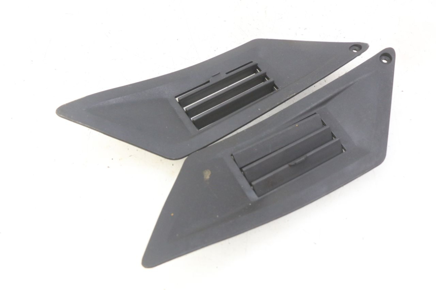 photo de MIDDLE FLOOR PANEL GILERA RUNNER SP 50 (2009 - 2017) - Technical close-up