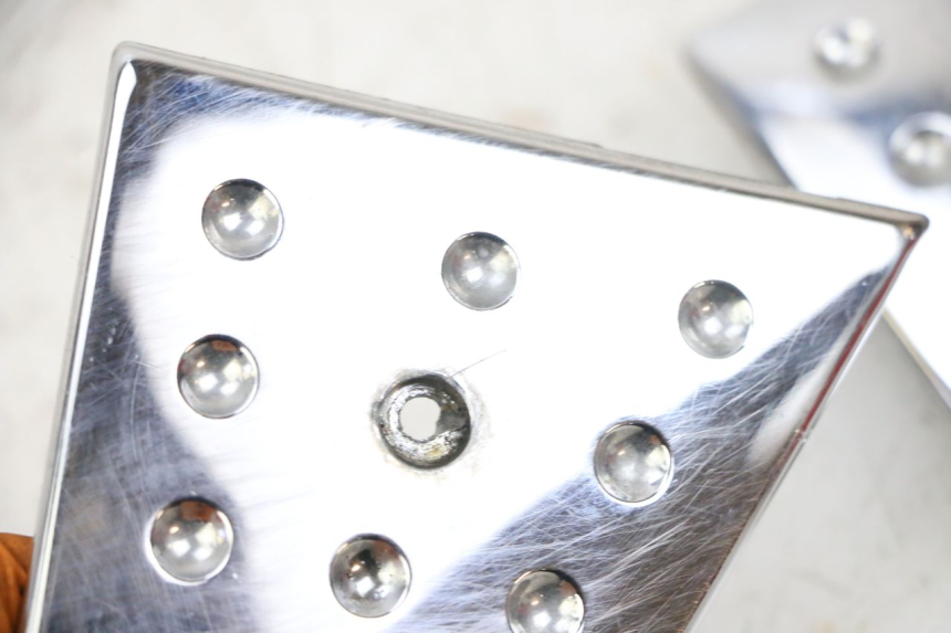 photo de FOOTREST JUNCTION PIAGGIO X8 125 (2004 - 2007) - Component detail