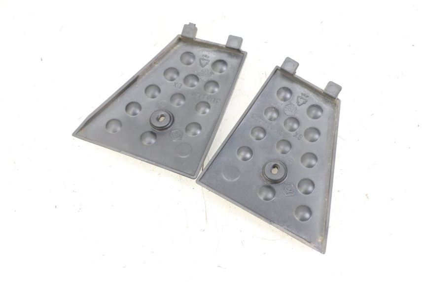 photo de FOOTREST JUNCTION PIAGGIO XEVO - X EVO 125 (2007 - 2016) - Component detail