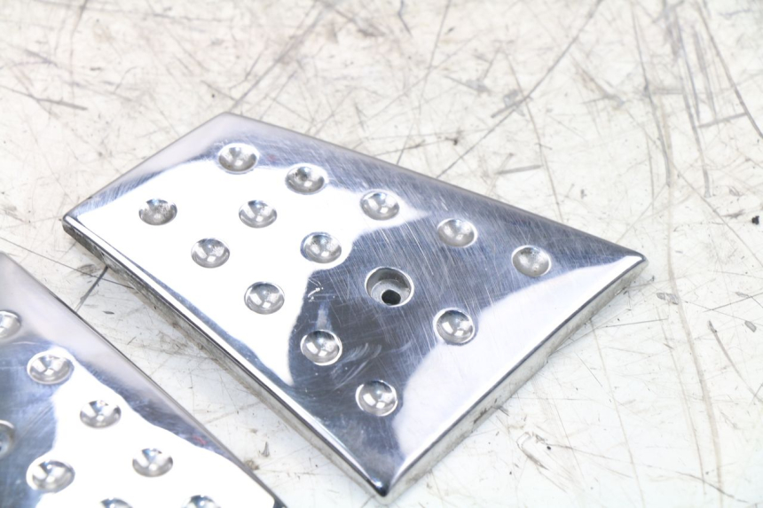 photo de MIDDLE FLOOR PANEL PIAGGIO XEVO - X EVO 125 (2010 - 2015)