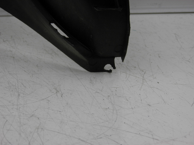 photo de MIDDLE FLOOR PANEL YAMAHA YP MAJESTY 125 (2007 - 2010)