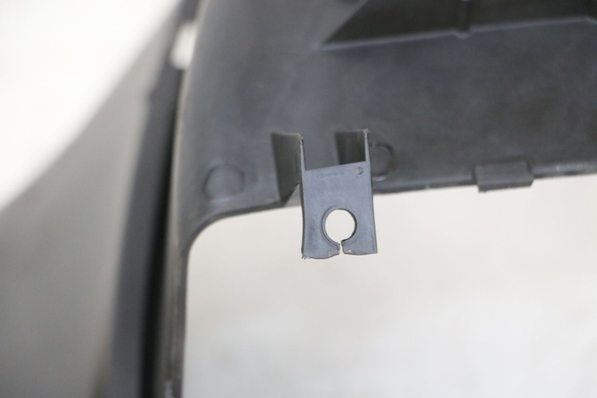 photo de MIDDLE FLOOR PANEL YAMAHA YP MAJESTY 125 (2007 - 2010)