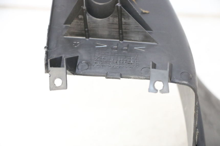 photo de MIDDLE FLOOR PANEL YAMAHA YP MAJESTY 125 (2007 - 2010)