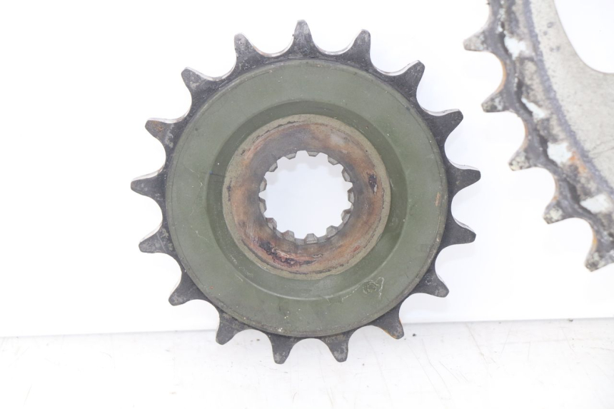 photo de CHAIN SPROCKET KIT SUZUKI GSX-R GSXR 750 (2011 - 2016)