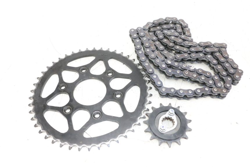 photo de CHAIN SPROCKET KIT HUSQVARNA SVARTPILEN 401 (2018 - 2023)