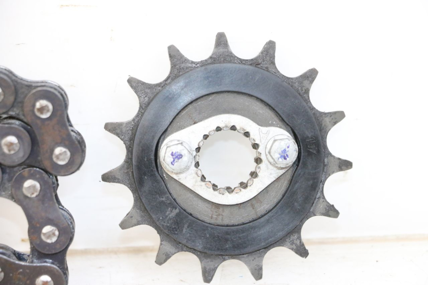 photo de CHAIN SPROCKET KIT HUSQVARNA SVARTPILEN 401 (2018 - 2023)