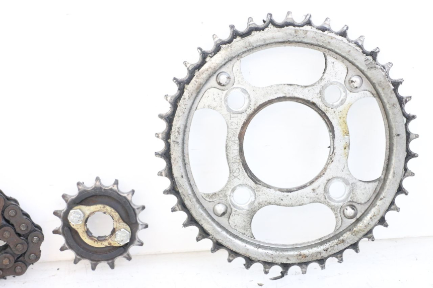 photo de CHAIN SPROCKET KIT JINLUN JL HIGHLANDER 125 (2007 - 2015)