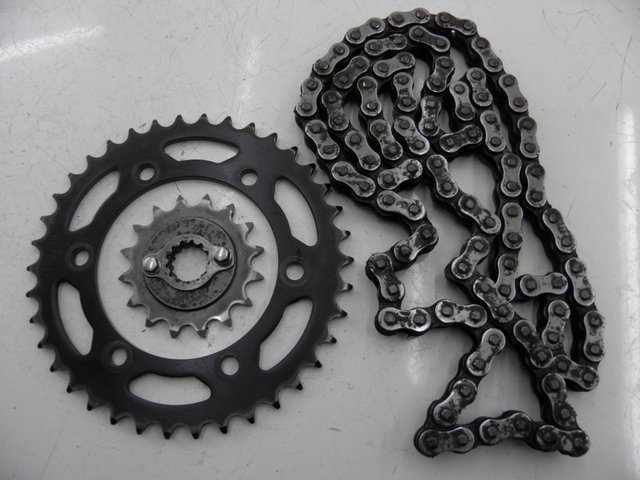 photo de CHAIN SPROCKET KIT KAWASAKI ZEPHYR 550 (1991 - 1998) - Main view