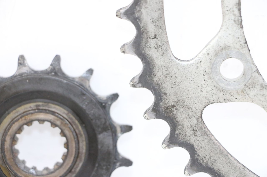photo de CHAIN SPROCKET KIT YAMAHA XJ6 ABS 600 (2008 - 2016)