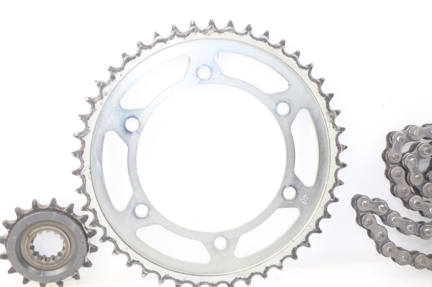 photo de CHAIN SPROCKET KIT YAMAHA FZ8 800 (2010 - 2016)