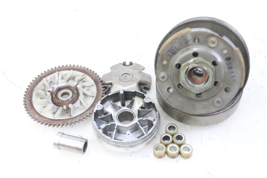 photo de CLUTCH VARIATOR KIT KYMCO AGILITY 4T 50 (2005 - 2018)