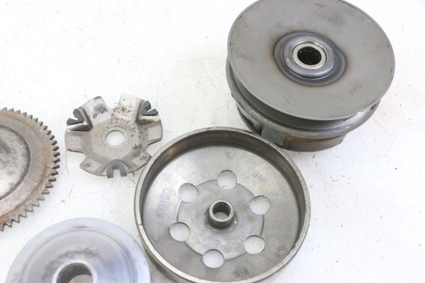 photo de CLUTCH VARIATOR KIT KYMCO AGILITY 4T 50 (2005 - 2018)