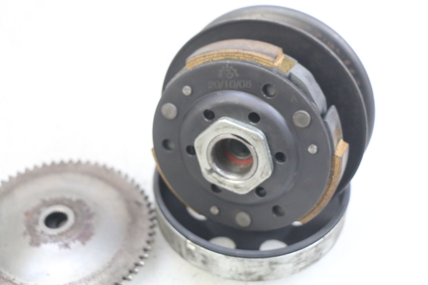 photo de CLUTCH VARIATOR KIT UNIVERSAL BIKE RETRO 50 (2019 - 2023)